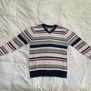 Old Navy V-neck Sweater